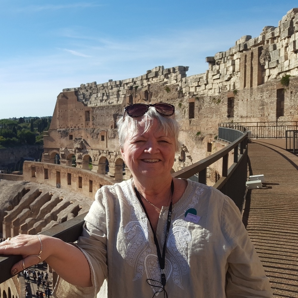 Meet your Posher, Debbie